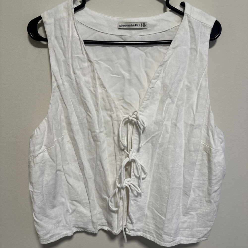 Abercrombie & Fitch Women's Vest Tie Front Sz XL White Linen Blend